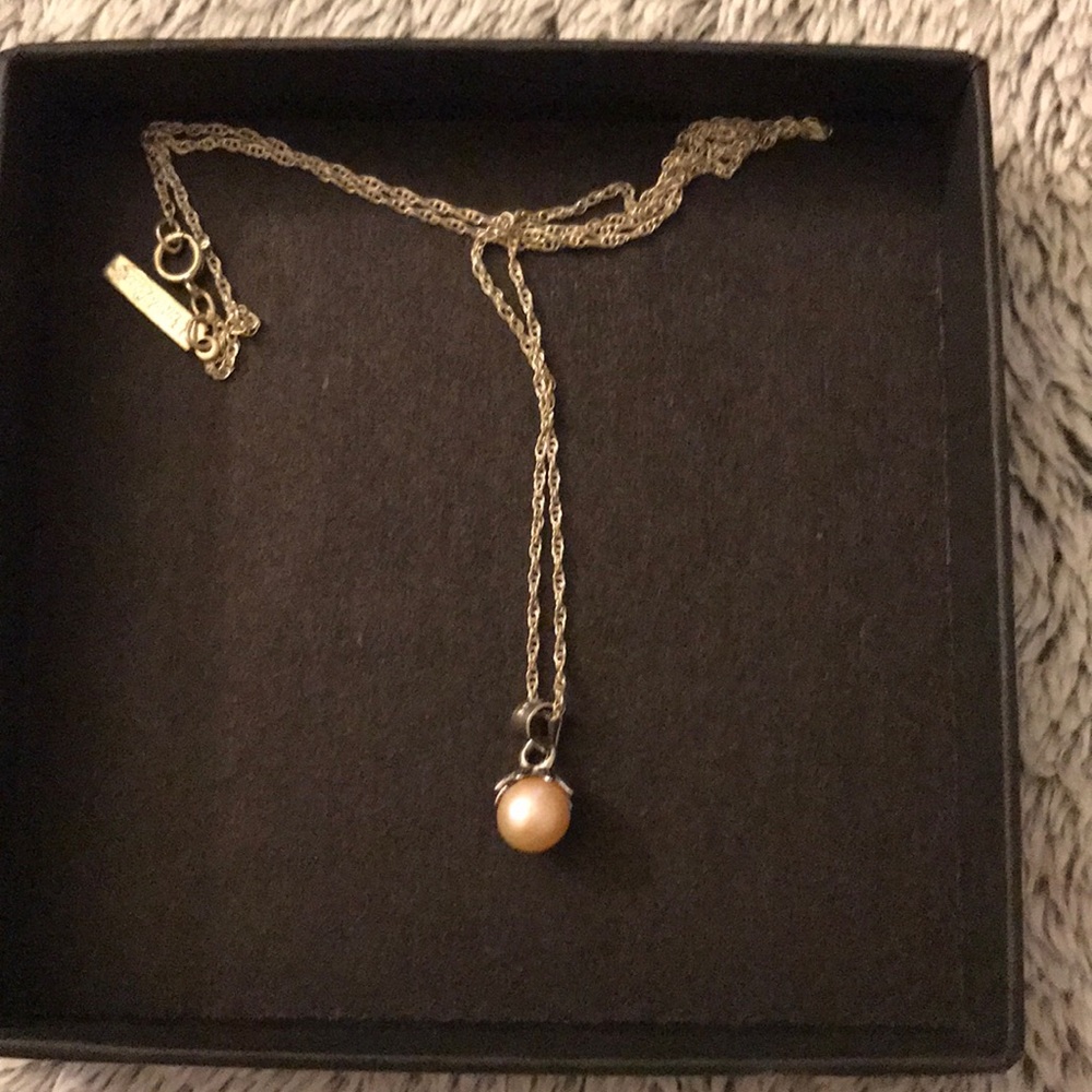 Vantel Pearls necklace